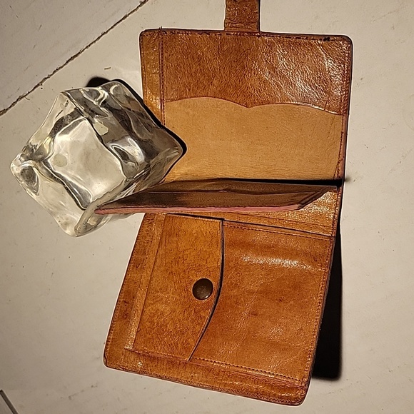 ECHT O PRYM Hand Tooled Leather Bi Fold Wallet Rich Brown Tone. Vintage - Picture 4 of 8